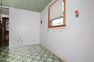29 Elberon Ave, Paterson, NJ 07502 - Photo 14