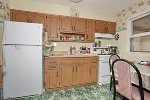 29 Elberon Ave, Paterson, NJ 07502 - Photo 10