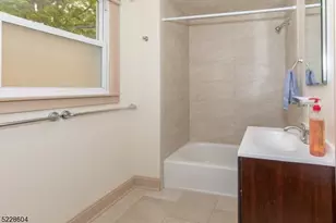 40 Opsal Ln, Wantage, NJ 07461 - Photo 10