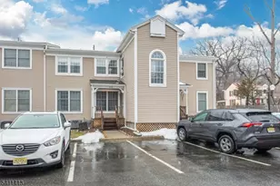 120 Willard St, Pompton Lakes, NJ 07442 - Photo 2