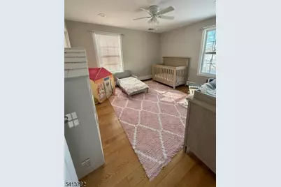 5 Linabury Ln, Chester, NJ 07930 - Photo 4