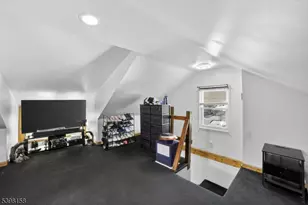 121 Myrtle St, Roselle, NJ 07203 - Photo 20