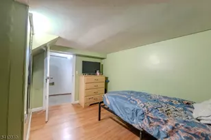 835 E 2nd St, Plainfield, NJ 07062 - Photo 20