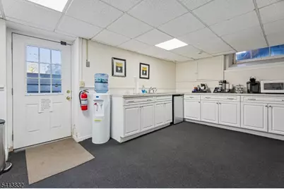 96 Park St, Montclair, NJ 07042 - Photo 8