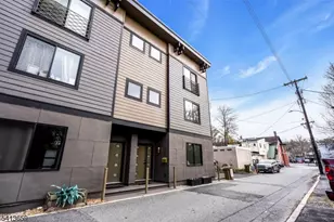 10 McCready Aly, Lambertville, NJ 08530 - Photo 2