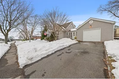 93 Bromley Pl, Nutley, NJ 07110 - Photo 4