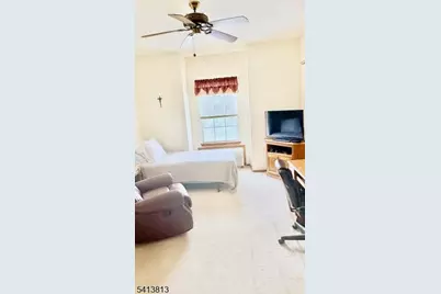 5415 Richmond Rd #415, West Milford, NJ 07480 - Photo 10