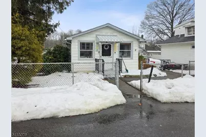 14 High St, Mount Olive, NJ 07828 - Photo 1