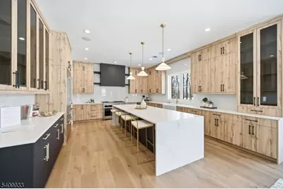 11 Homestead Ter, Livingston, NJ 07039 - Photo 12