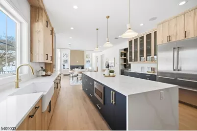 11 Homestead Ter, Livingston, NJ 07039 - Photo 10