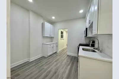 1015 Flora St, Elizabeth, NJ 07201 - Photo 10