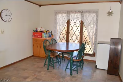 23 Phillips Pl, Green Brook Township, NJ 08812 - Photo 4