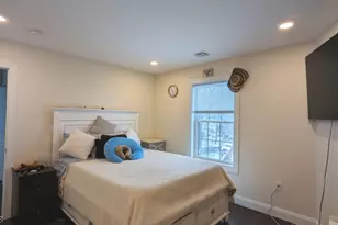 7 Maple St, Bloomfield, NJ 07003 - Photo 28