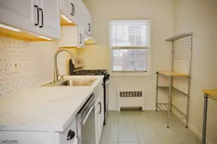 33B W Roselle Ave, Roselle Park, NJ 07204 - Photo 8