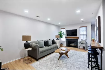 8 Springholm Drive Ondo, Berkeley Heights Township, NJ 07922 - Photo 2