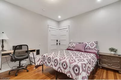 257 Woodlawn Ave, Jersey City, NJ 07305 - Photo 16