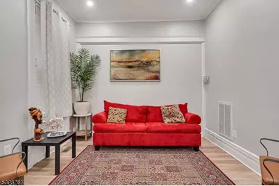 257 Woodlawn Ave, Jersey City, NJ 07305 - Photo 12