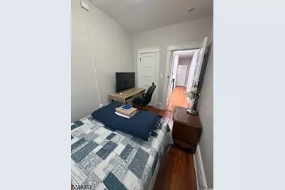 257 Woodlawn Ave, Jersey City, NJ 07305 - Photo 20