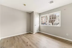 18 E Kinney St, Newark, NJ 07102 - Photo 10