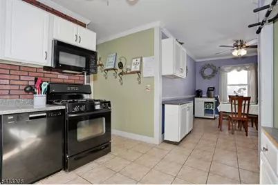 101 7th Ave, Hawthorne, NJ 07506 - Photo 12