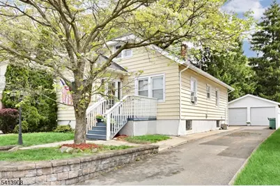 101 7th Ave, Hawthorne, NJ 07506 - Photo 2