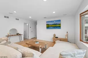 14 Andrew Ct, Bloomfield, NJ 07003 - Photo 2