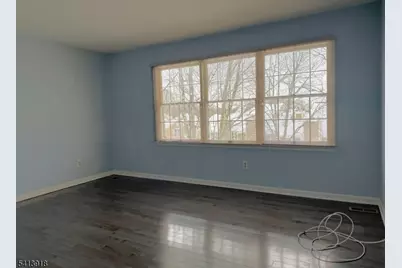 10 Exeter Rd, Bedminster Township, NJ 07921 - Photo 10