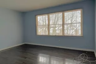 10 Exeter Rd, Bedminster Township, NJ 07921 - Photo 10