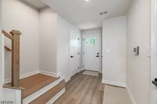 6 Saw Mill Cir, Hackettstown, NJ 07840 - Photo 4