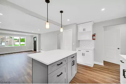 516 Riverdale Blvd, Pompton Lakes, NJ 07442 - Photo 14