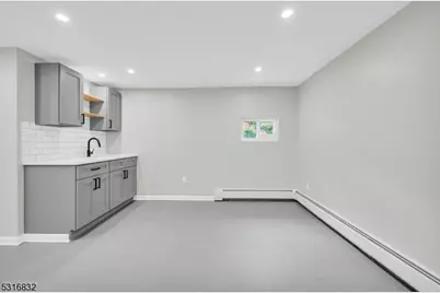 516 Riverdale Blvd, Pompton Lakes, NJ 07442 - Photo 36