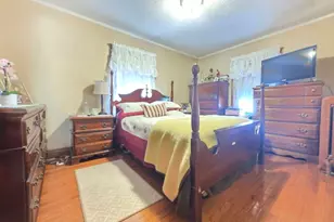 137 Fairbanks St, Hillside, NJ 07205 - Photo 14