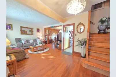 137 Fairbanks St, Hillside, NJ 07205 - Photo 4