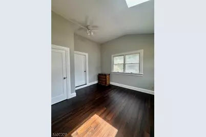 106 Clarendon Pl, Hackensack, NJ 07601 - Photo 6