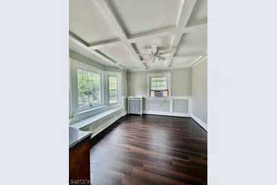 106 Clarendon Pl, Hackensack, NJ 07601 - Photo 10