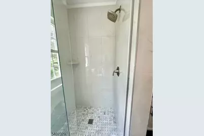 106 Clarendon Pl, Hackensack, NJ 07601 - Photo 16