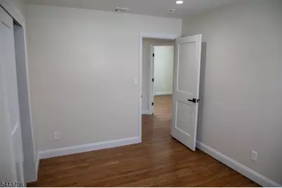 711 Brooklyn Ave, Raritan, NJ 08869 - Photo 32