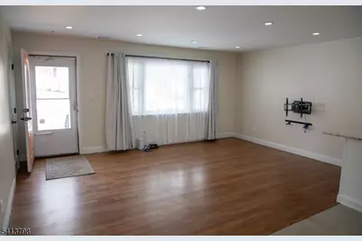 711 Brooklyn Ave, Raritan, NJ 08869 - Photo 20