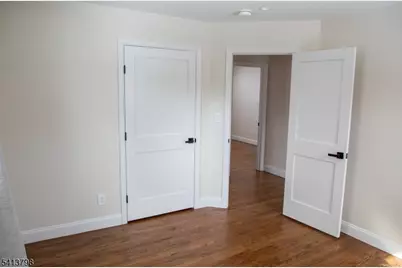 711 Brooklyn Ave, Raritan, NJ 08869 - Photo 24