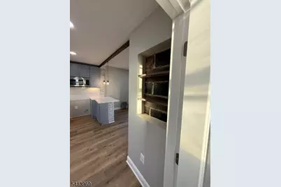 254 Montclair Ave, Union Township, NJ 07088 - Photo 6