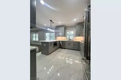 240 Atlantic Dr, Parsippany, NJ 07054 - Photo 12