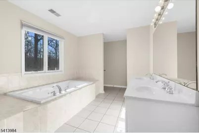 205 Hogan Ct, Bethlehem Township, NJ 08802 - Photo 22