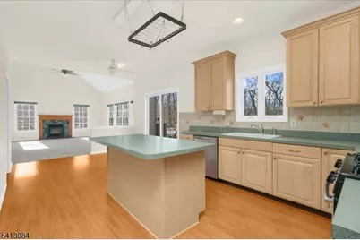 205 Hogan Ct, Bethlehem Township, NJ 08802 - Photo 12