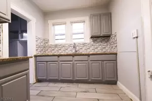 19 Poe Ave, Newark, NJ 07106 - Photo 16