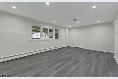 108 Packanack Lake Rd, Wayne, NJ 07470 - Photo 34