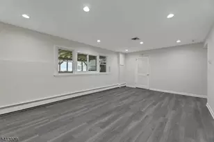 108 Packanack Lake Rd, Wayne, NJ 07470 - Photo 34