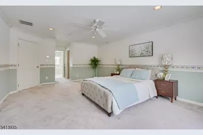 4 Veghte Pl, Franklin Township, NJ 08823 - Photo 34