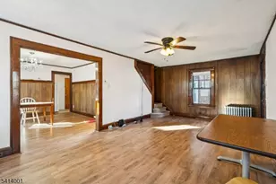 96 Beaumont Pl, Newark, NJ 07104 - Photo 8