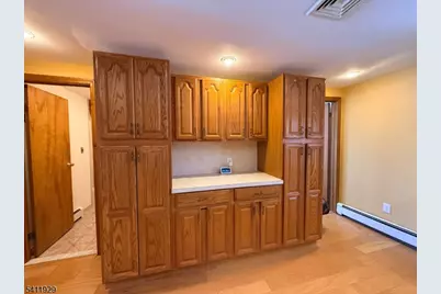 32 Clayton Rd, West Milford, NJ 07421 - Photo 16