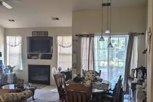 870 Honeybrook Cir, Lopatcong Township, NJ 08886 - Photo 8